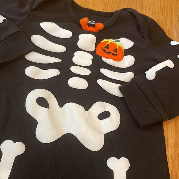 WAY To Celebrate Halloween 12 M One Piece Good Condition - Picture 2 of 3